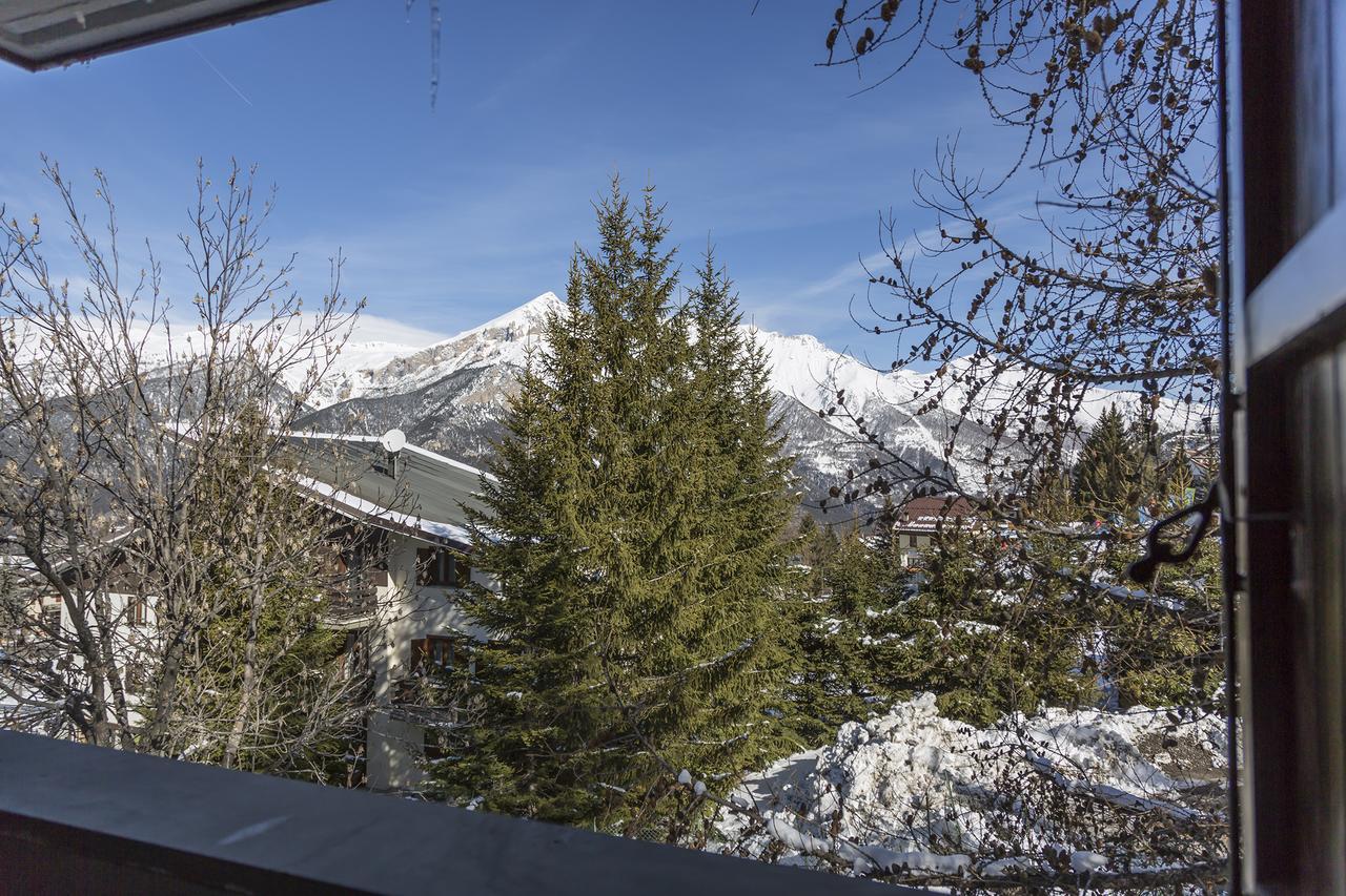 Hotel Clotes Oulx Exteriör bild